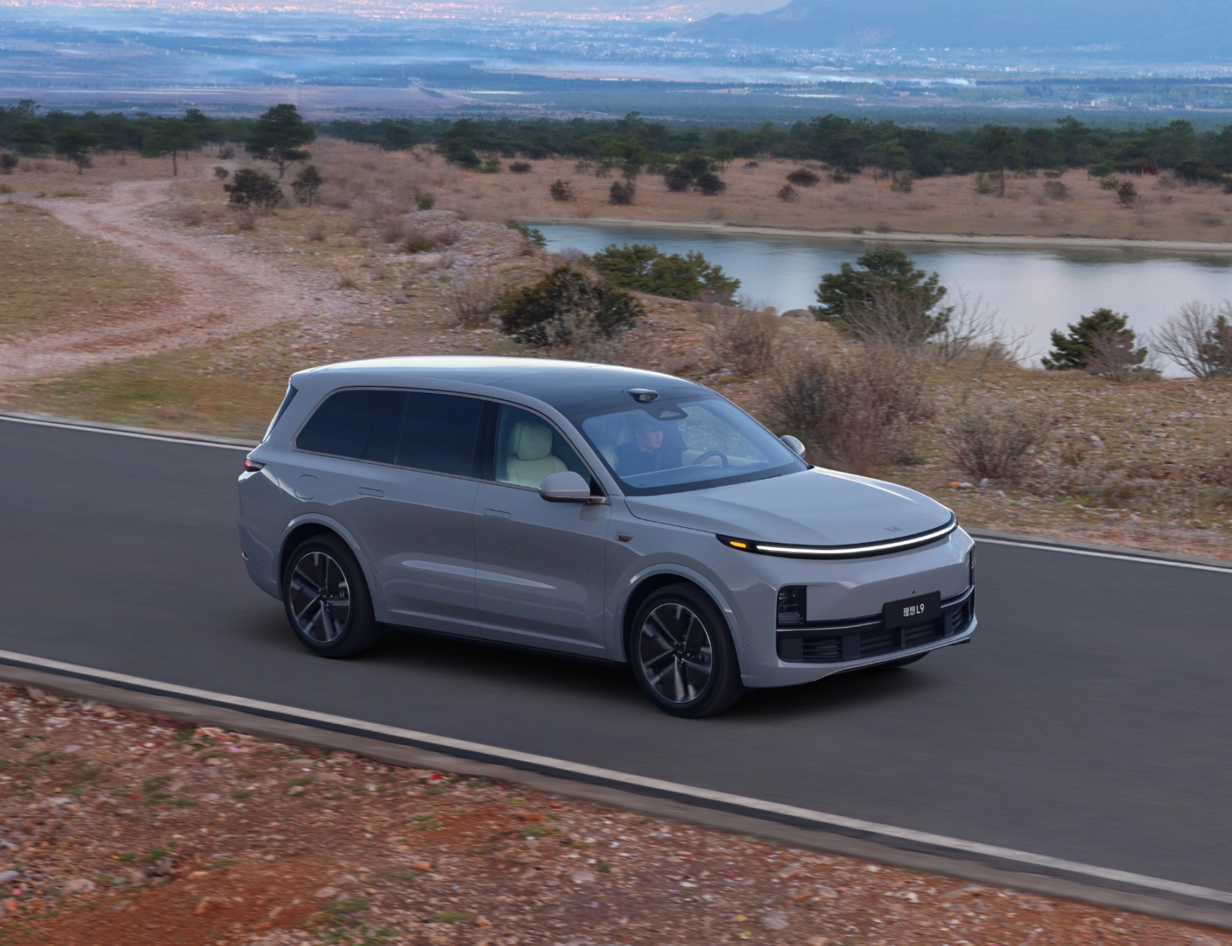 Li Aster Samarqand Chopon-Ota